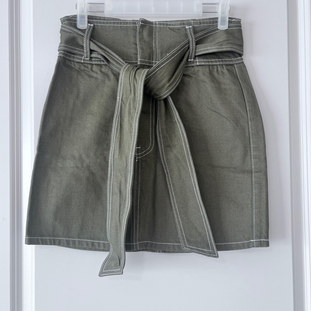 Forever 21 Army Green Pencil Mini Skirt with Tie Front - Picture 2 of 8